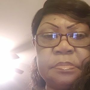 Meet your Posher, Sylvia